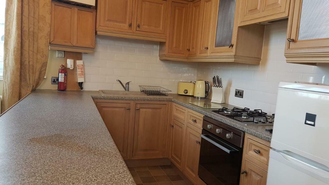 Carnegie Library: Austen Apartment 2 Bedroom Mexborough Kültér fotó